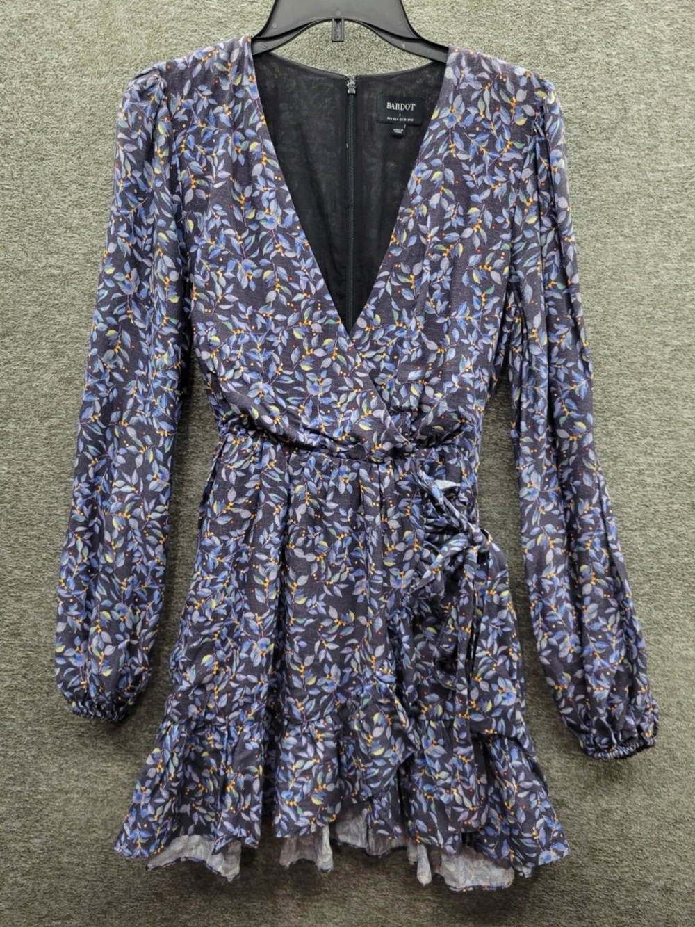 Bardot Dress 4/S Blue Kiera Floral Wrap Long Sleeve Mini NWOT